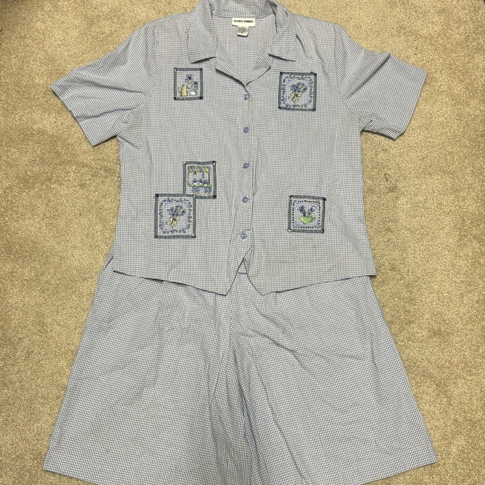 Alfred Dunner two piece short set